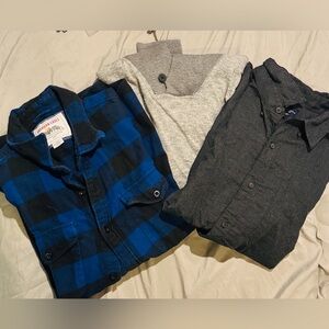 American Eagle x 3, sz LG men’s (bundle)!👔👕👔